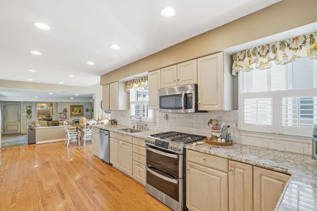 227 S Chesterfield Road, Columbus, OH 43209