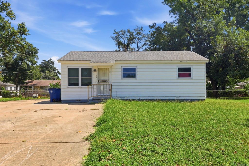 2108 Whyte Drive, North Little Rock, AR 72117