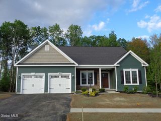 19 Jack Drive, Halfmoon, NY 12118