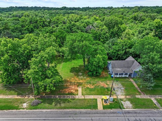 506 E Main Street, Denison, TX 75021