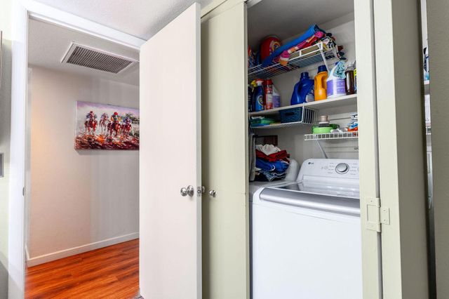 120 Willow Lake Drive, Palm Desert, CA 92260