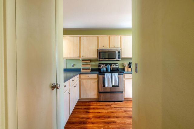 120 Willow Lake Drive, Palm Desert, CA 92260