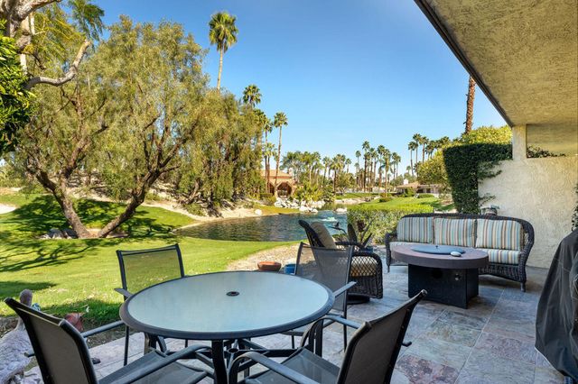 120 Willow Lake Drive, Palm Desert, CA 92260
