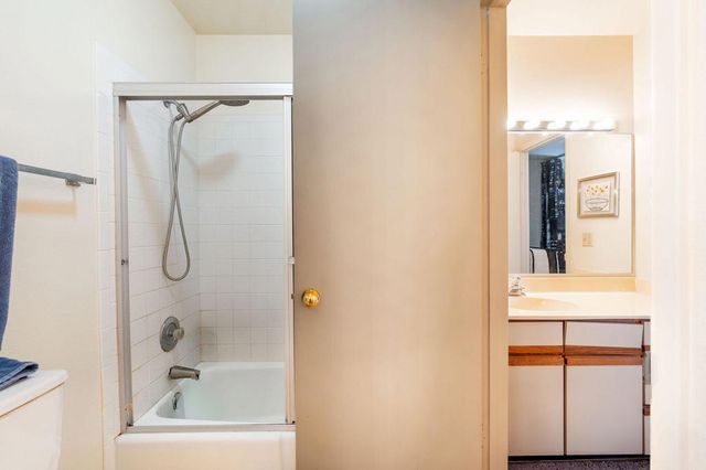 120 Willow Lake Drive, Palm Desert, CA 92260