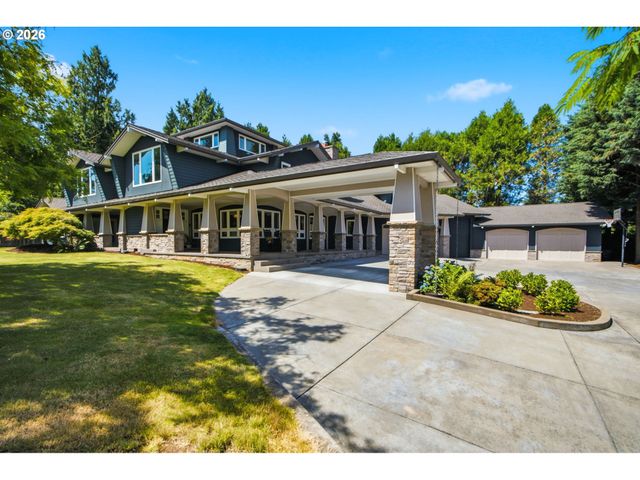 19335 SUNCREST Dr, West Linn, OR 97068