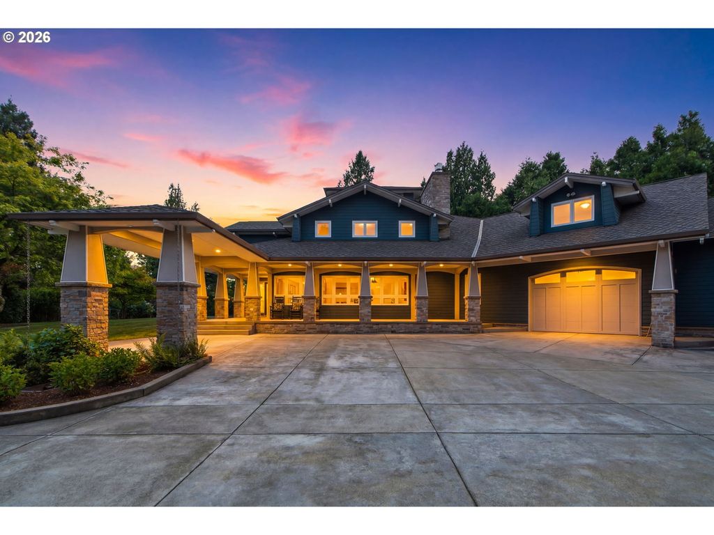 19335 SUNCREST Dr, West Linn, OR 97068
