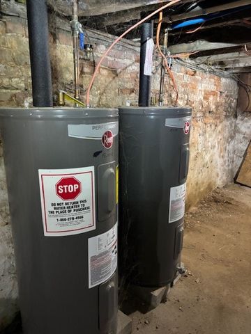 144 Early Street, Providence, RI 02907