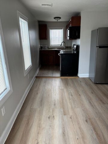 144 Early Street, Providence, RI 02907