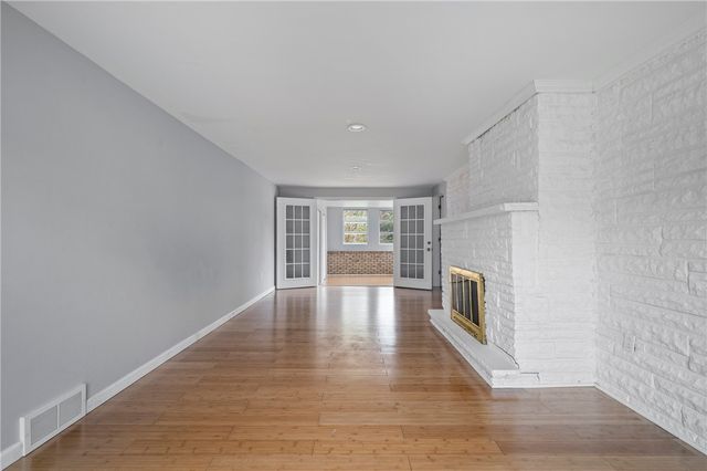 126 8th Ave, Ross Twp, PA 15229