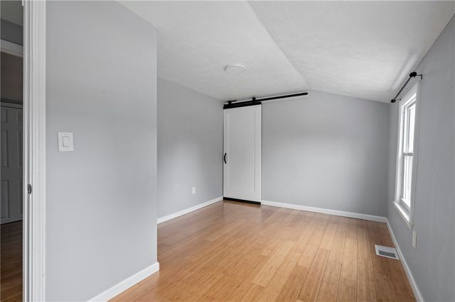 126 8th Ave, Ross Twp, PA 15229