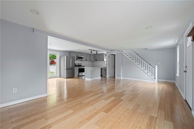 126 8th Ave, Ross Twp, PA 15229