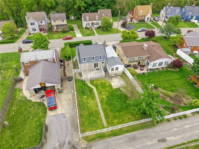 126 8th Ave, Ross Twp, PA 15229