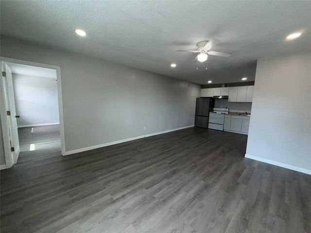 2400 25TH STREET N 1, St Petersburg, FL 33713