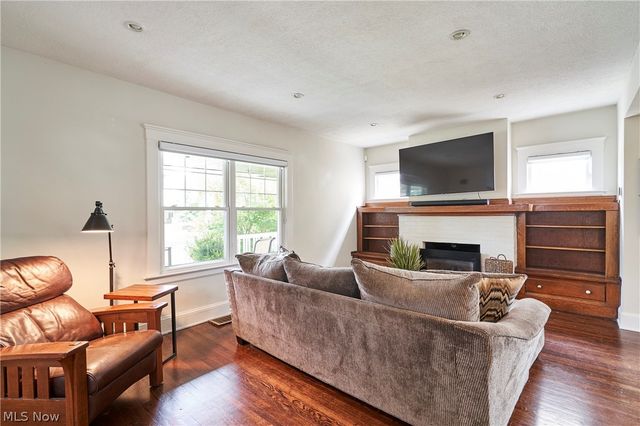 1666 Lincoln Avenue, Lakewood, OH 44107