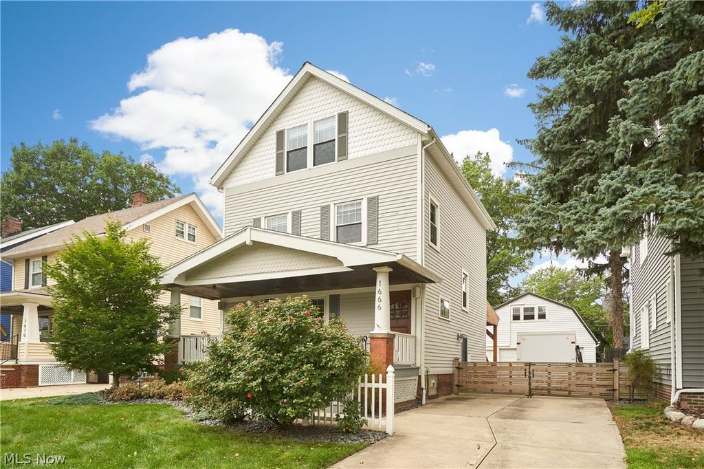 1666 Lincoln Avenue, Lakewood, OH 44107
