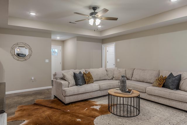 1201 William Hall, Paragould, AR 72450