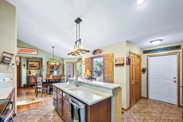 1728 Morning View Lane, Sevierville, TN 37876