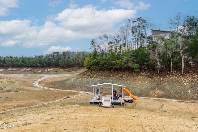 1728 Morning View Lane, Sevierville, TN 37876