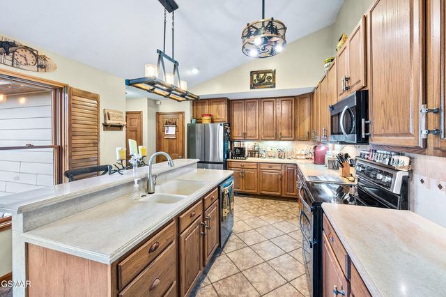 1728 Morning View Lane, Sevierville, TN 37876