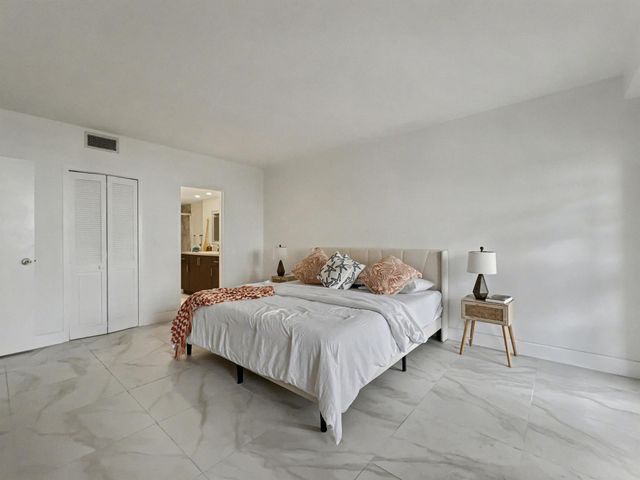 3475 S Ocean, 212 Boulevard 212, Palm Beach, FL 33480