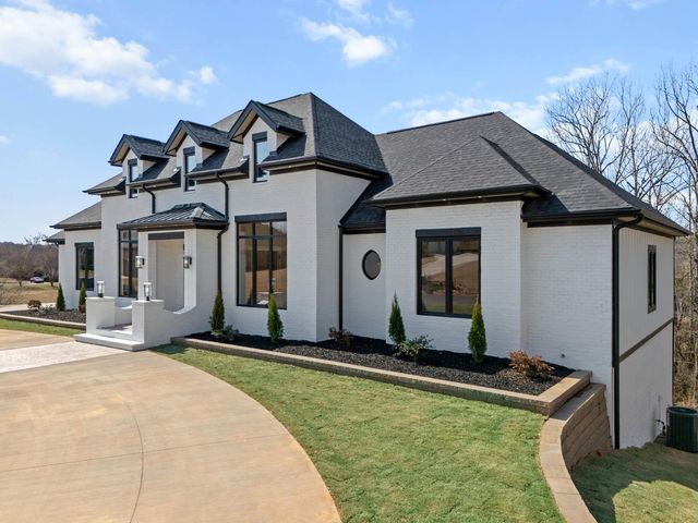 314 shoreview Drive, Chesnee, SC 29323