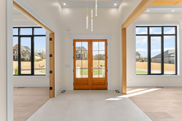 314 shoreview Drive, Chesnee, SC 29323