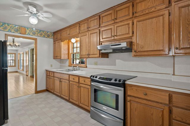 4366 Thomas Avenue N, Minneapolis, MN 55412