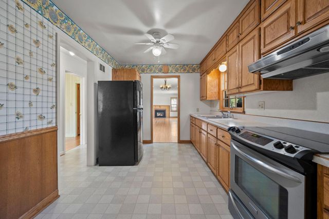 4366 Thomas Avenue N, Minneapolis, MN 55412
