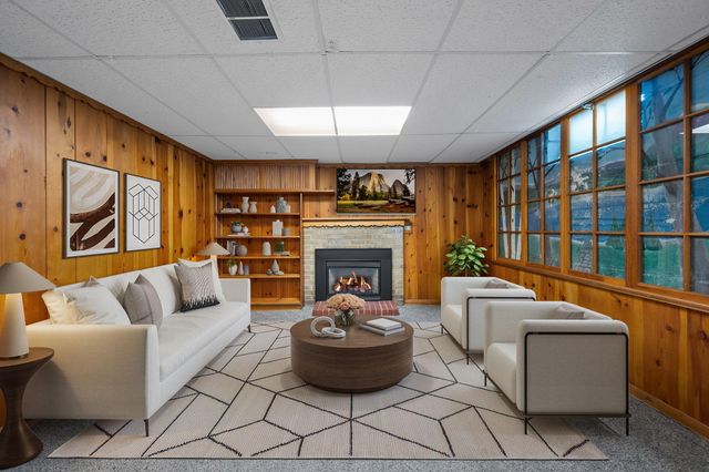 4366 Thomas Avenue N, Minneapolis, MN 55412