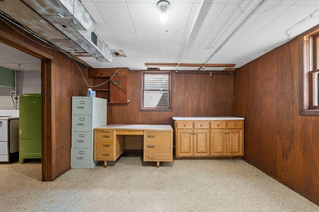 4366 Thomas Avenue N, Minneapolis, MN 55412