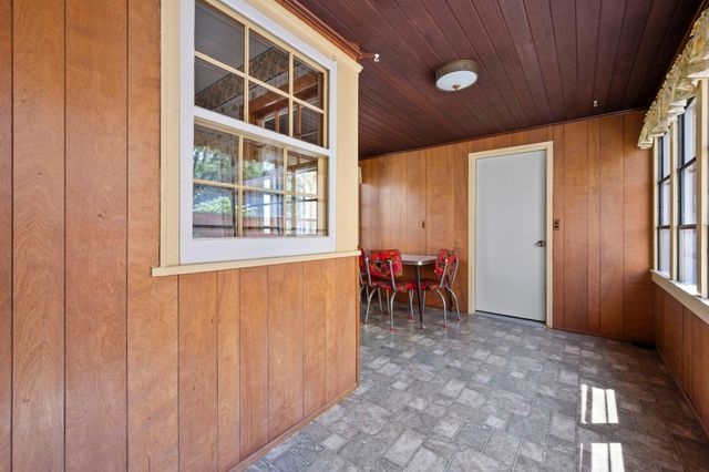 4366 Thomas Avenue N, Minneapolis, MN 55412
