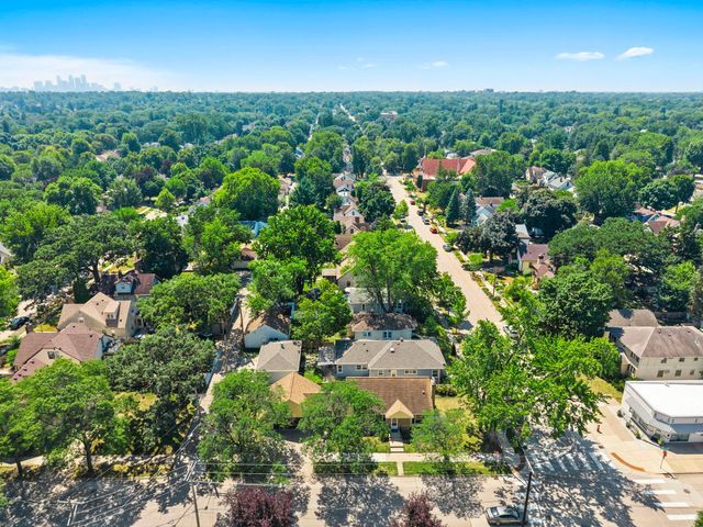 4366 Thomas Avenue N, Minneapolis, MN 55412