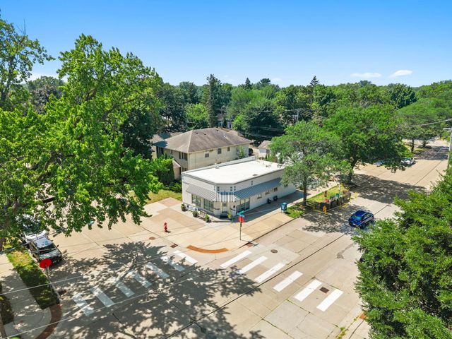 4366 Thomas Avenue N, Minneapolis, MN 55412