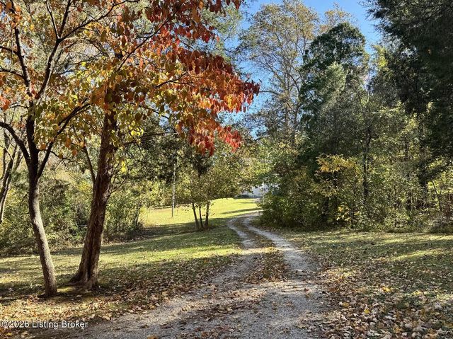 9734 W Highway 86, Irvington, KY 40146