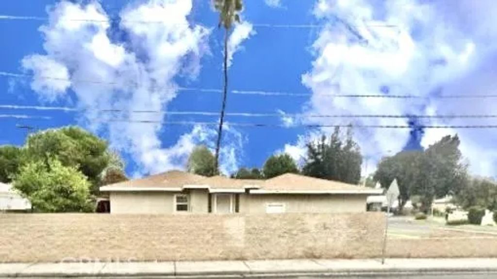 10091 Shirley Street, Riverside, CA 92503