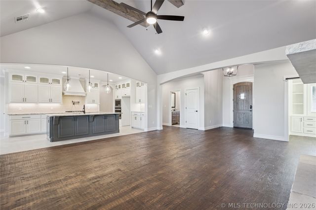 8167 S White Fang Court, Broken Arrow, OK 74014