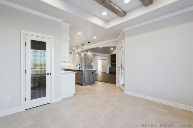 8167 S White Fang Court, Broken Arrow, OK 74014