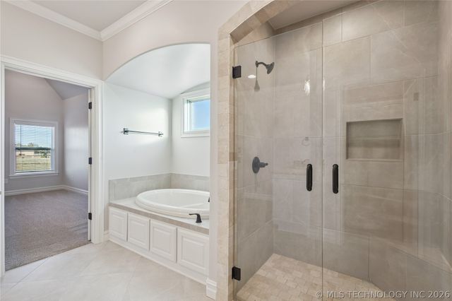 8167 S White Fang Court, Broken Arrow, OK 74014