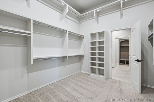 8167 S White Fang Court, Broken Arrow, OK 74014