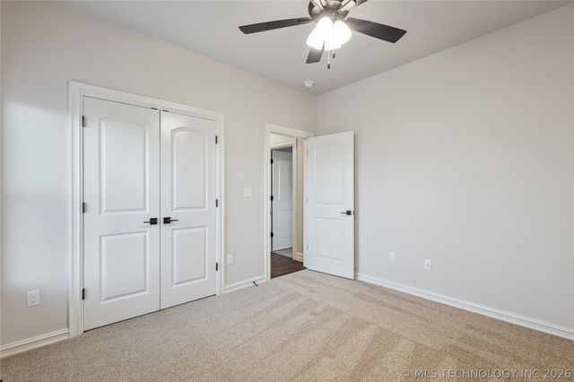 8167 S White Fang Court, Broken Arrow, OK 74014