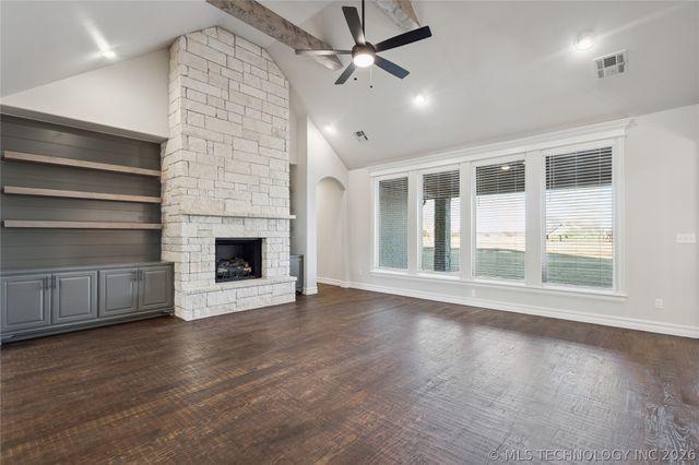 8167 S White Fang Court, Broken Arrow, OK 74014