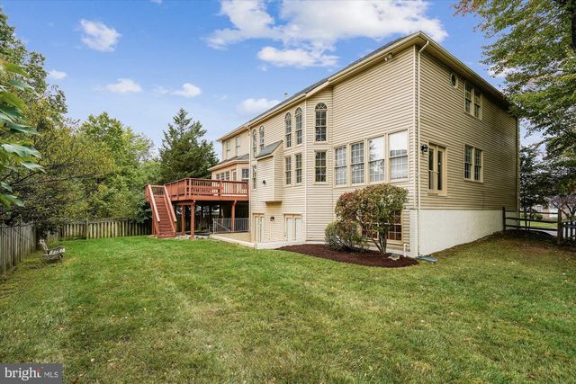 5401 WILLOW FOREST CT, Clifton, VA 20124