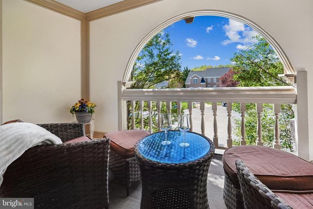 5401 WILLOW FOREST CT, Clifton, VA 20124