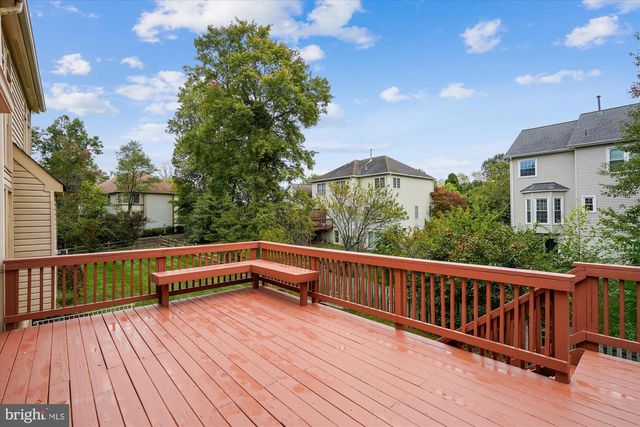 5401 WILLOW FOREST CT, Clifton, VA 20124