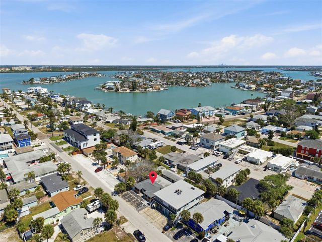 113 145TH AVENUE E 2, Madeira Beach, FL 33708