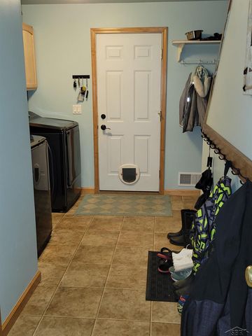 4455 N Wildwood Drive, Pinconning, MI 48650