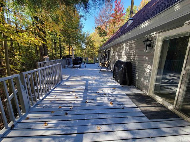 4455 N Wildwood Drive, Pinconning, MI 48650