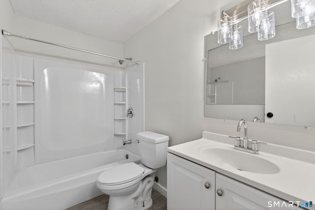 45 Jefferson Road 3-7, Branford, CT 06405