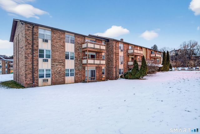 45 Jefferson Road 3-7, Branford, CT 06405