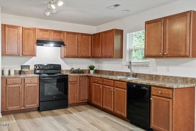 409 Ardross Street, Fuquay Varina, NC 27526